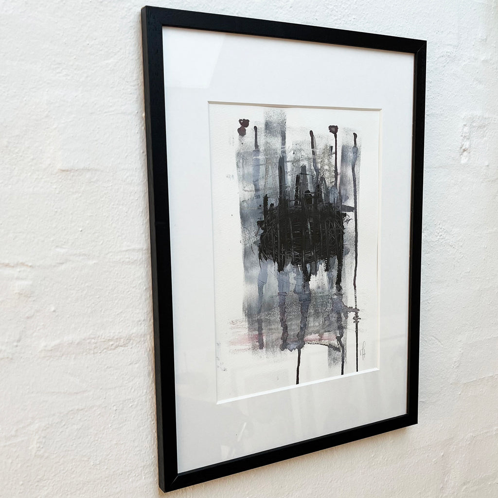 Abstract Pink – originalt maleri af Mette Handberg, abstrakt kunst i grå, sorte og lyserøde nuancer